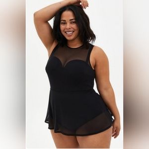 Torrid Underwire Short Mesh Overlay Swim Dress With Brief, size 4
